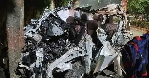 Big Road Accident in Dehradun Six Youths Dead